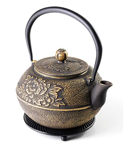 SunsetCo - Cast Iron Teapot with Trivet Set - Traditional Japanese Tetsubin Style - Stainless Steel Infuser - Large 40oz/1.2ltr - Gold Decorative Flower Design - Steep Your Favourite Loose-Leaf Tea
