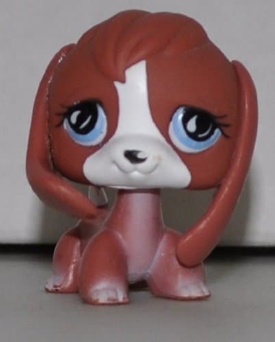 Beagle #567 (Brown, White Face, Blue Eyes) - Littlest Pet Shop (Retired) Collector Toy - LPS Collectible Replacement Single Figure - Loose (OOP Out of Package & Print)