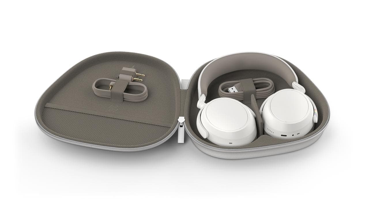 MOMENTUM 4 Wireless Pride Edition