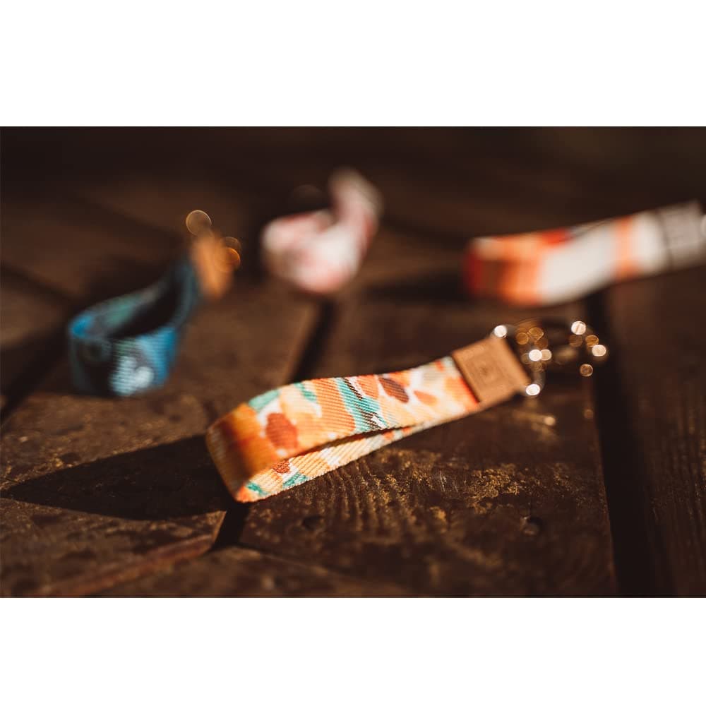 MNGARISTA Hand Wrist Lanyard Key Chain, Cool Keychain Wristlet, Wristlet Strap with Car Keychain, Cactus