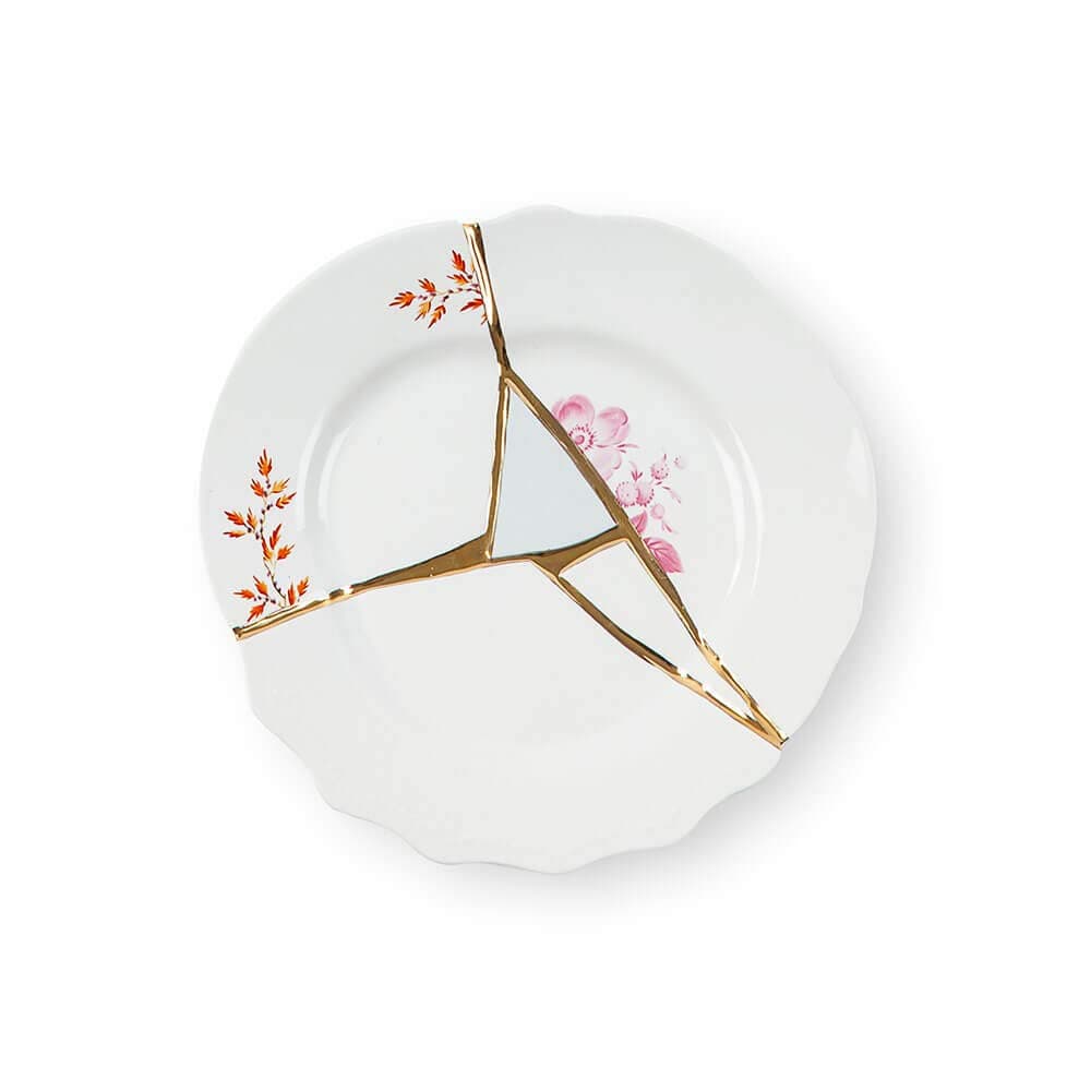 Kintsugi Fruit Plate in Porcelain and 24 Carat Gold mod. 1
