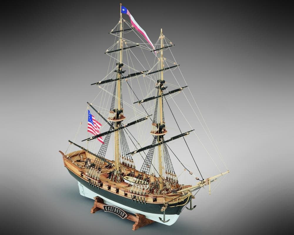 MV48 - Lexington - Wood Plank-On-Bulkhead Model Ship Kit - Scale 1/100 - Length 420 mm (17")