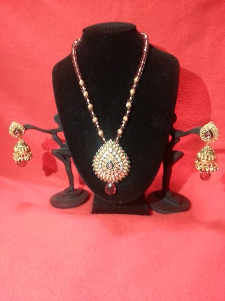 Indian Bollywood Pendant Set with Gold Polish (GOLD)