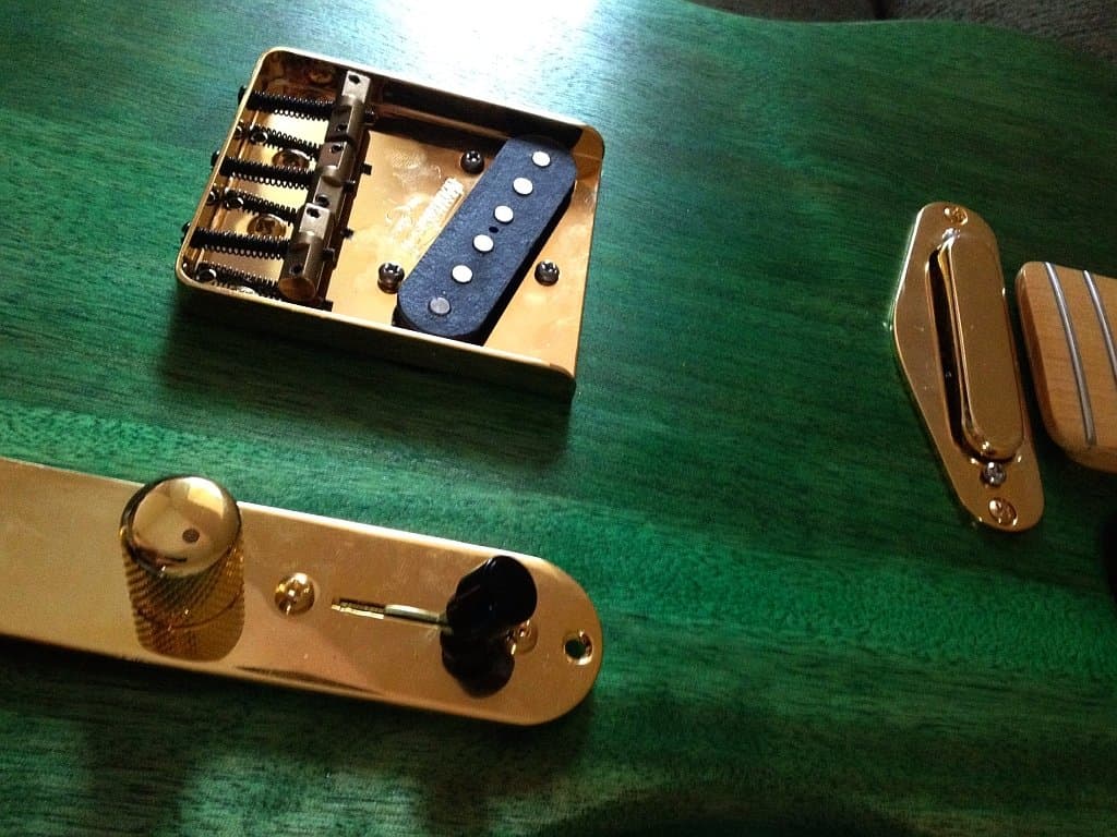 WudtoneGuitar Finishing Kit - Emerald Isles