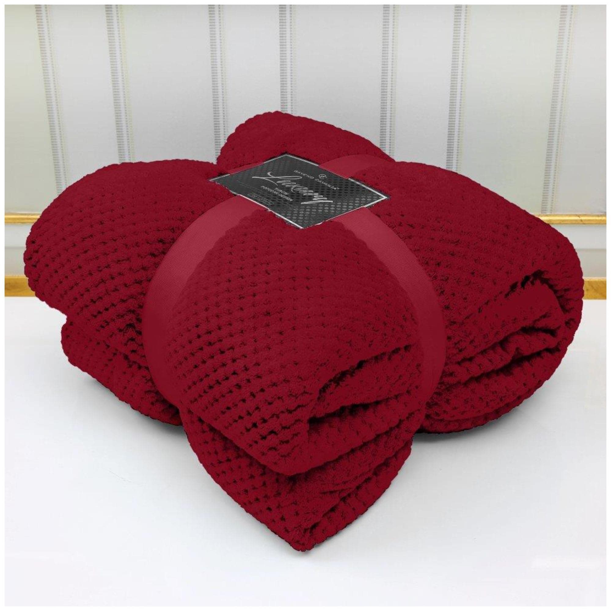VELVETIO Luxury Waffle Fleece Popcorn Throw, Extra Large Thermal Warm Honeycomb Blanket, Soft & Cosy 100% Polyester Snuggle Sofa Bed Throws, 150 x 200cm, Red