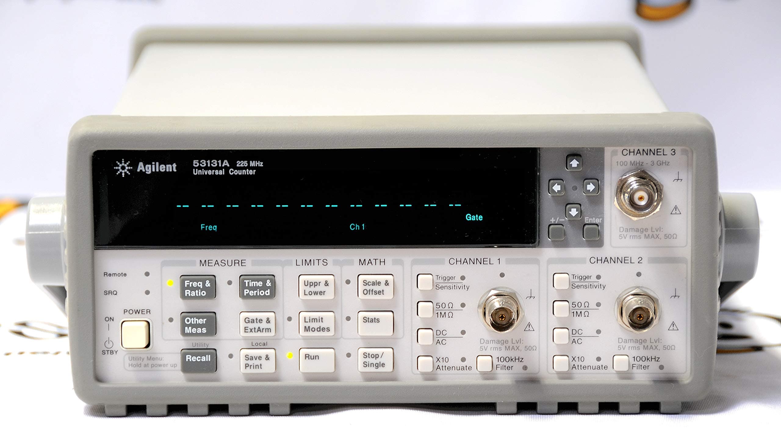 Agilent 53131A - 010 225MHz Universal Counter