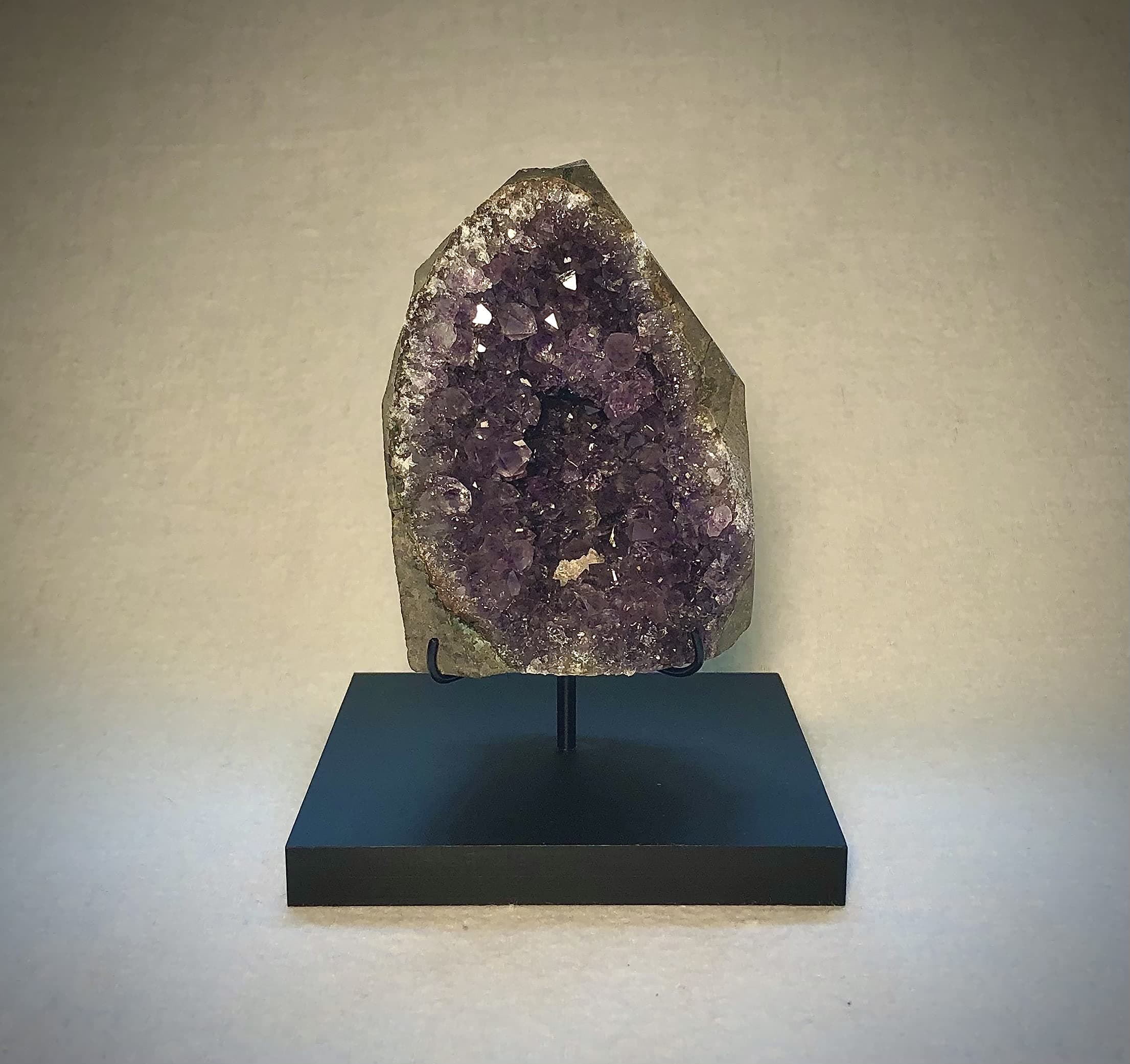 Oil lamp and Mineral Artifact Display Stand for Ancient Oil Lamps,Minerals,and Other Artifacts (Large)