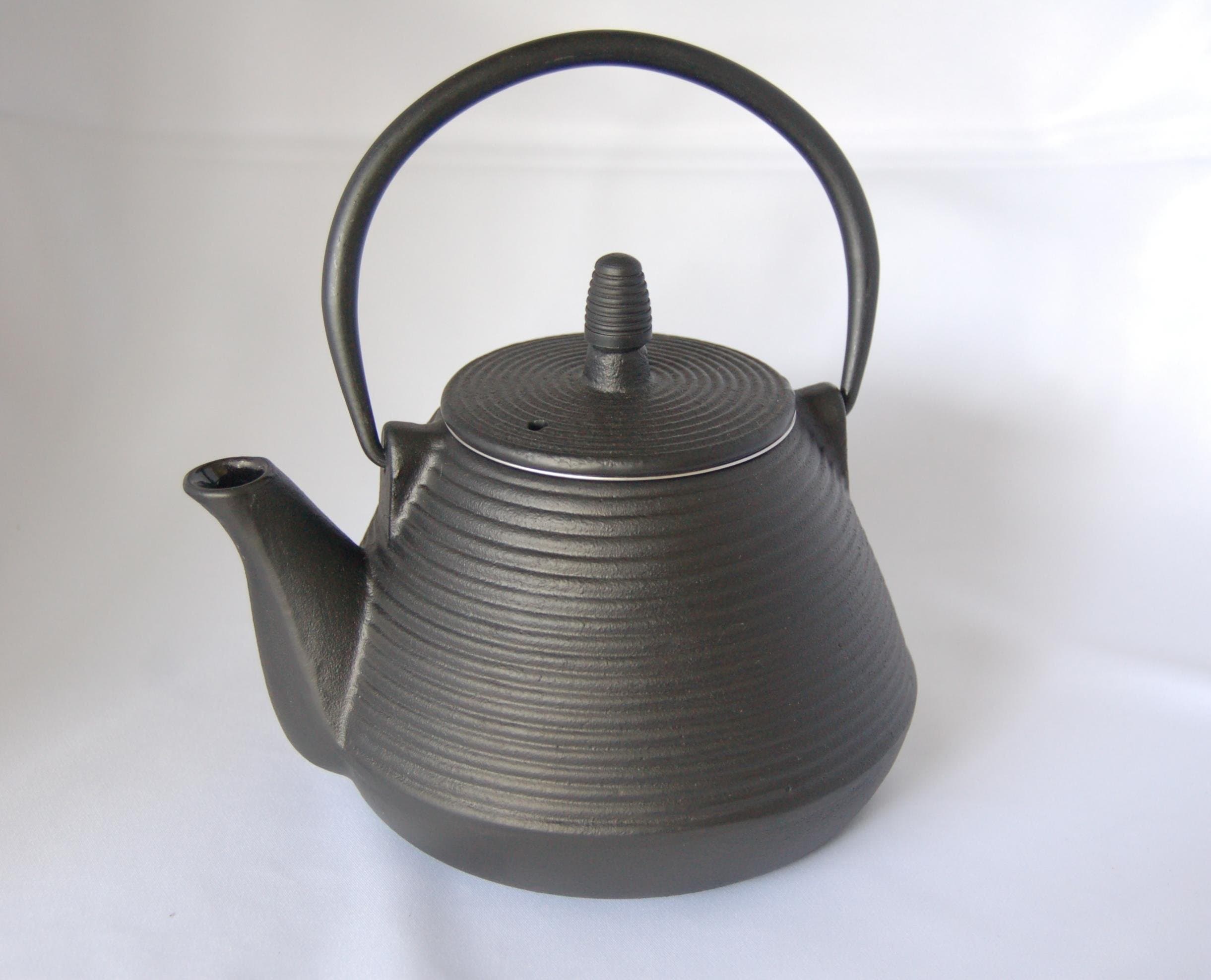 Cast Iron Teapot Tetsubin Zen Garden 33.8 Ounce / 1 Liter