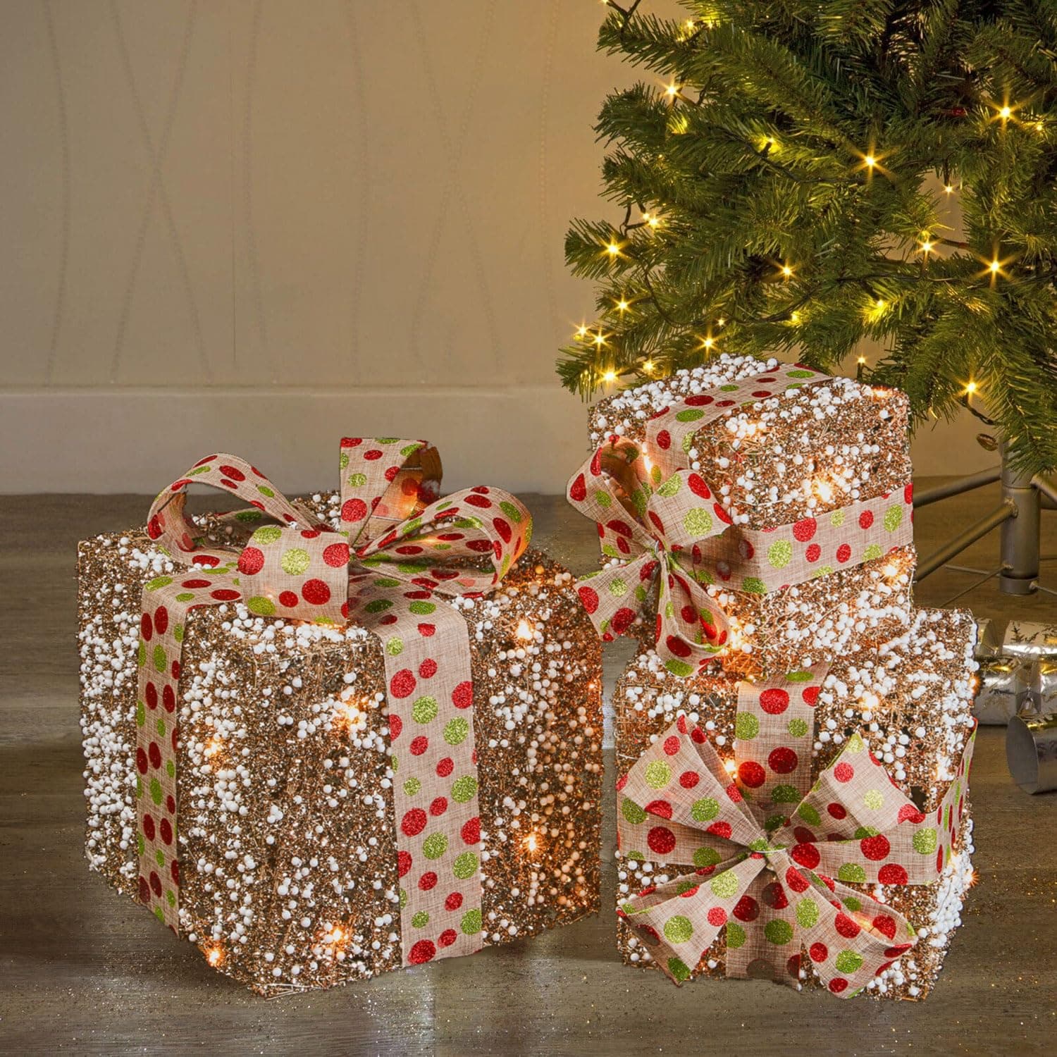 Decorative Coloured Christmas Parcel LED Light-Up Set with Bow | Indoor Outdoor Xmas Lights | Festive Holiday Sparkle Decor - Set of 3 Gift Box Decorations (Gold Glitter & White Berry)