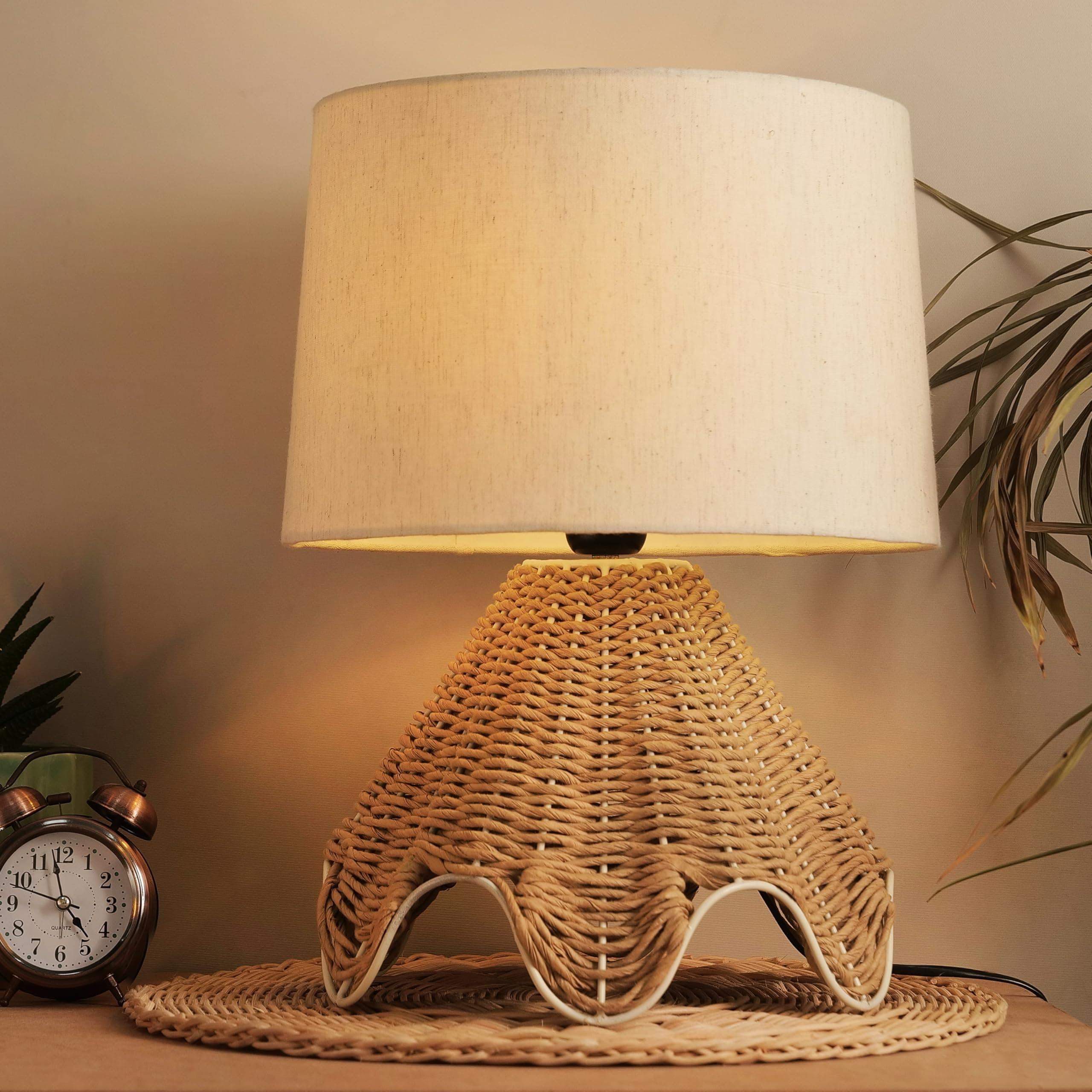 Decazone Elegant Design Small Boho Table Lamp Rustic Woven Rattan Wicker Look Standard Bedside Table Desk Lamp with Linen Shade, led