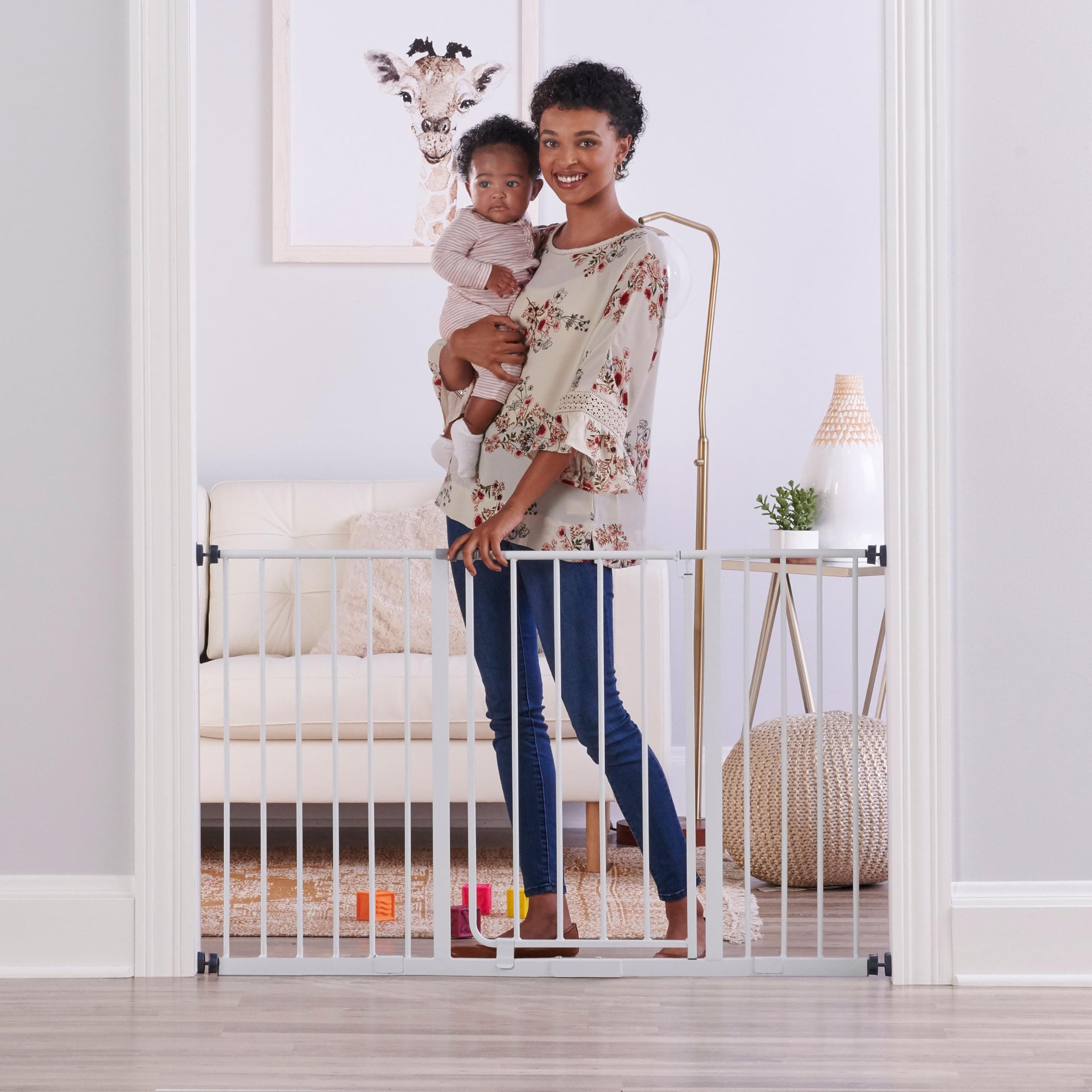 Regalo Safety 29-47" Easy Open Extra Wide Baby Gate for Doorways, Hallways & Bottom of Stairs, Pressured Mounted Safety Gate for Babies, Toddlers & Pets, Tested & Safe, American Designed and Owned