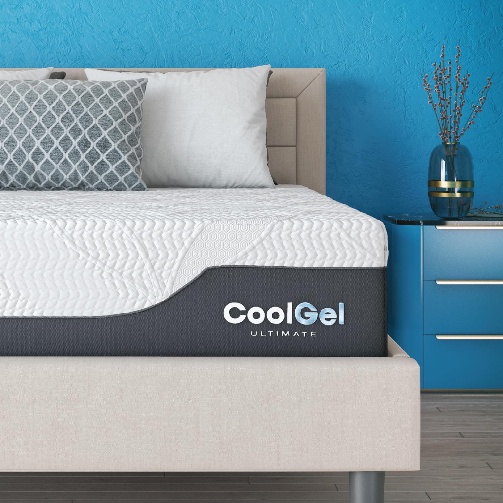 COOL GEL Classic Brands Chill Memory Foam 14-Inch Mattress with 2 Pillows |CertiPUR-US Certified |Bed-in-a-Box, Queen