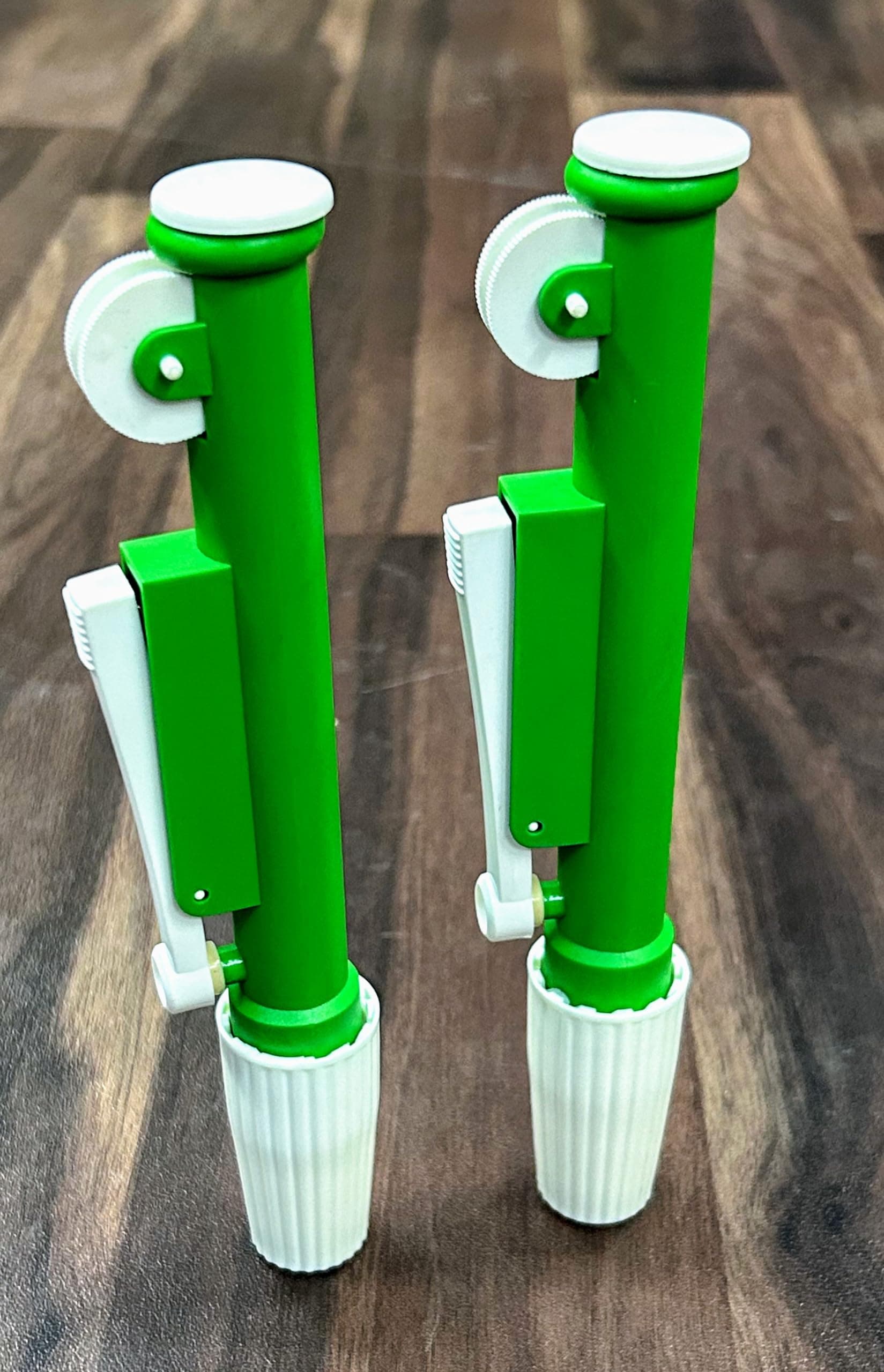 DT Science House PIPETTE PUMP 10ml Capacity, (Acrylonitrile Butadiene Styrene/PP/Silicon) pack of 2