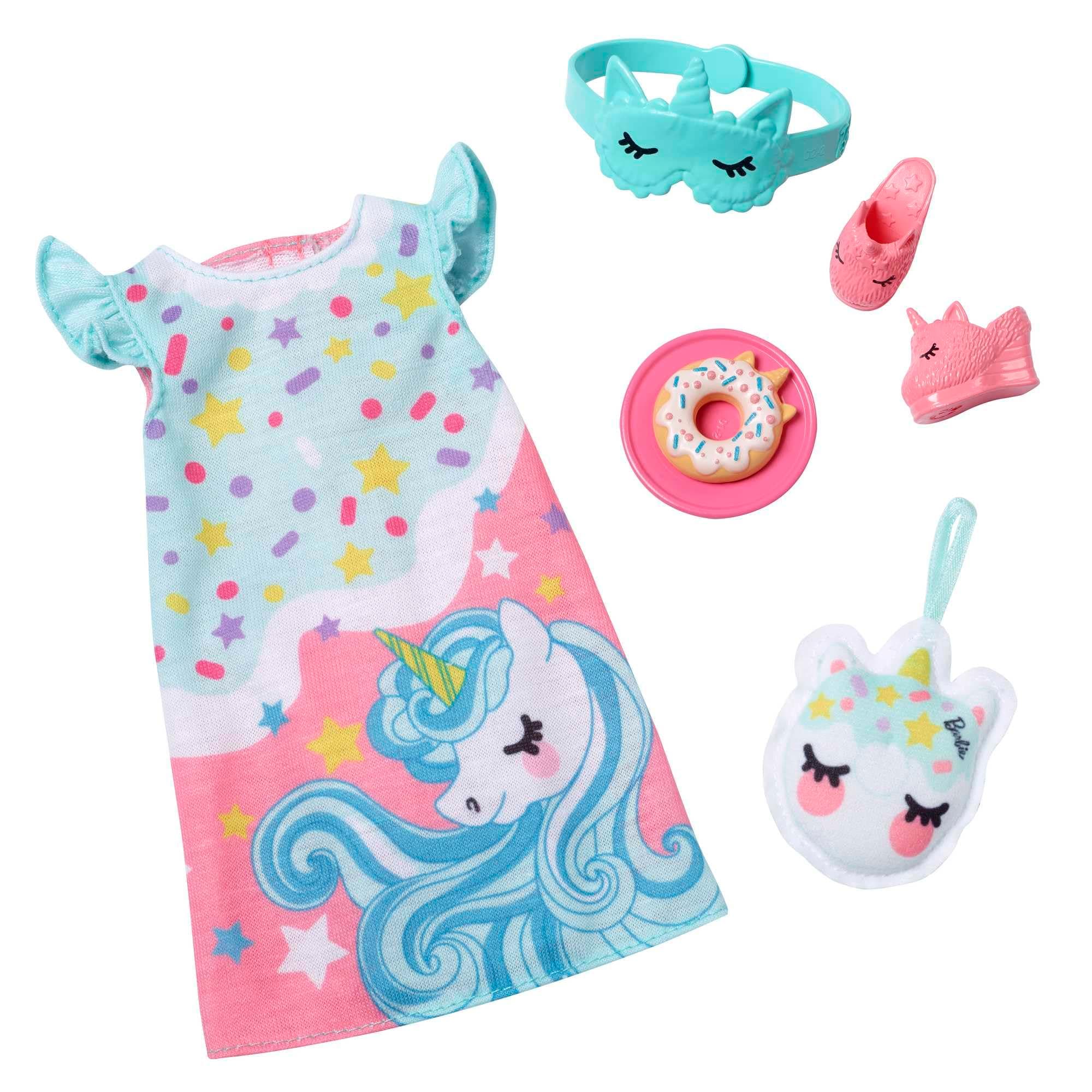 My First Barbie Clothes, Fashion Pack for 13.5-inch Preschool Dolls, Set with Pajamas,Slippers & Bedtime Accessories