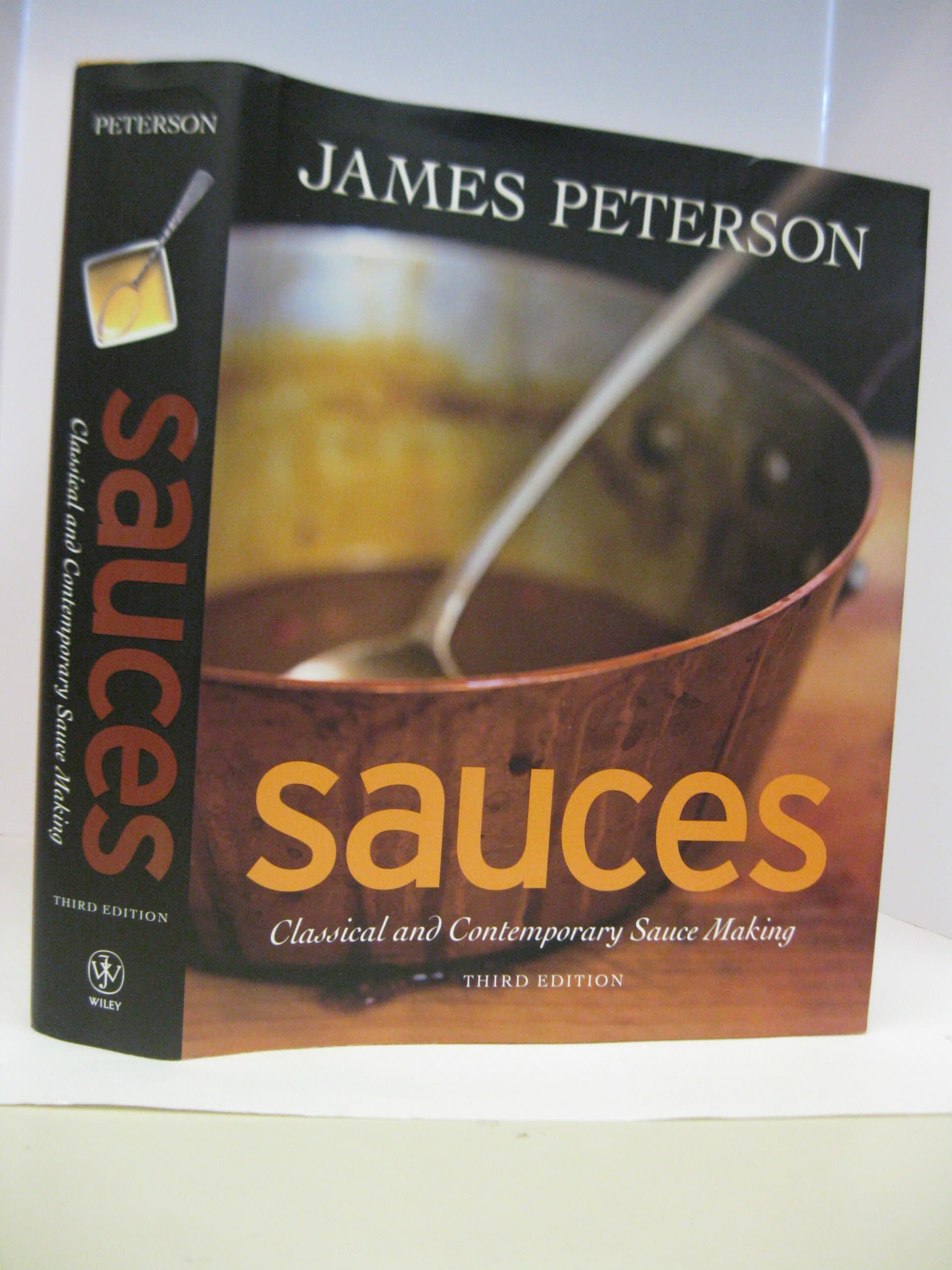 Sauces: Classical and Contemporary Sauce Making Hardcover – September 5, 2008
