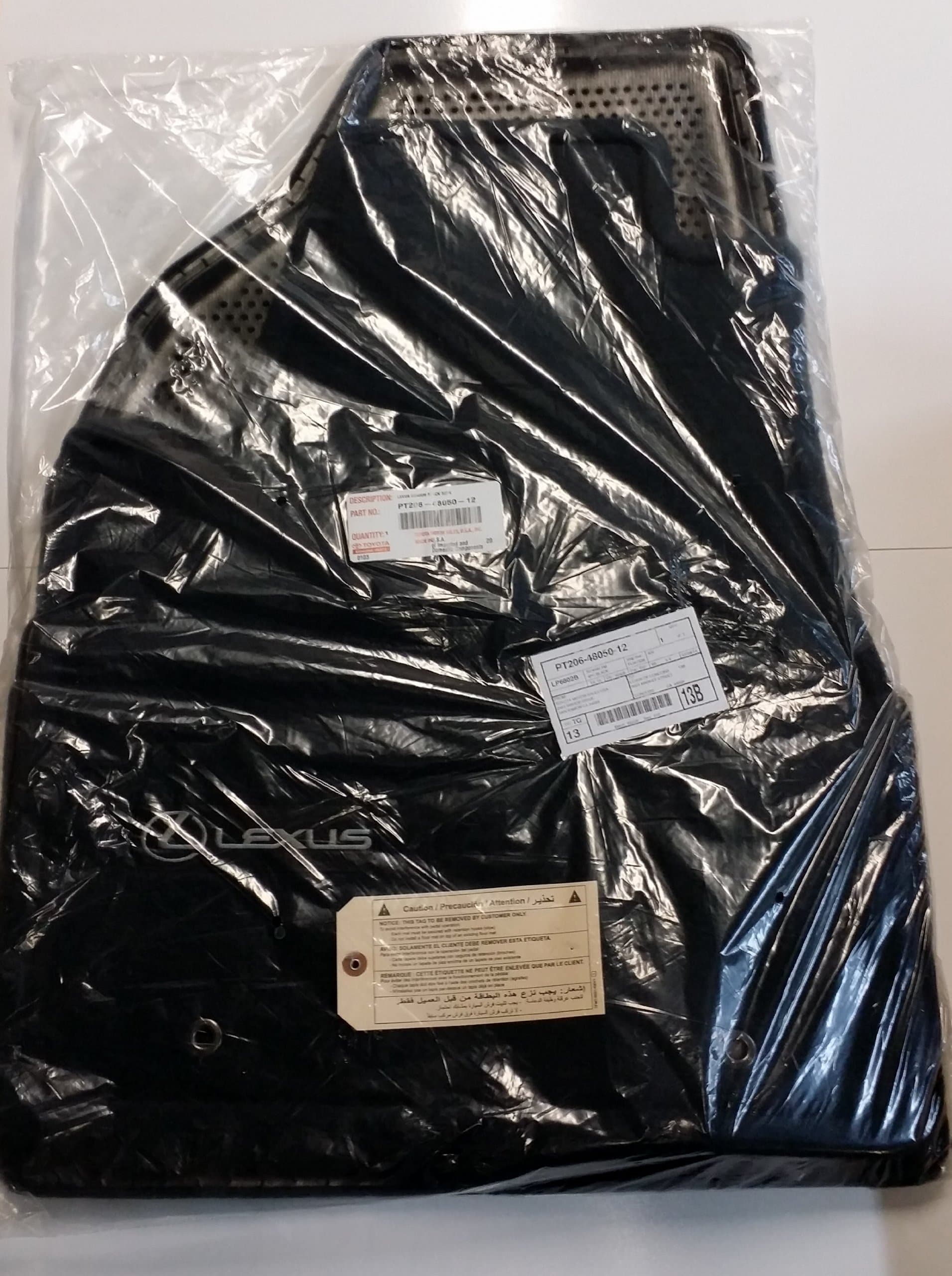 PT206-48050-12 OEM Lexus RX400h Black Carpet Floor Mat Set