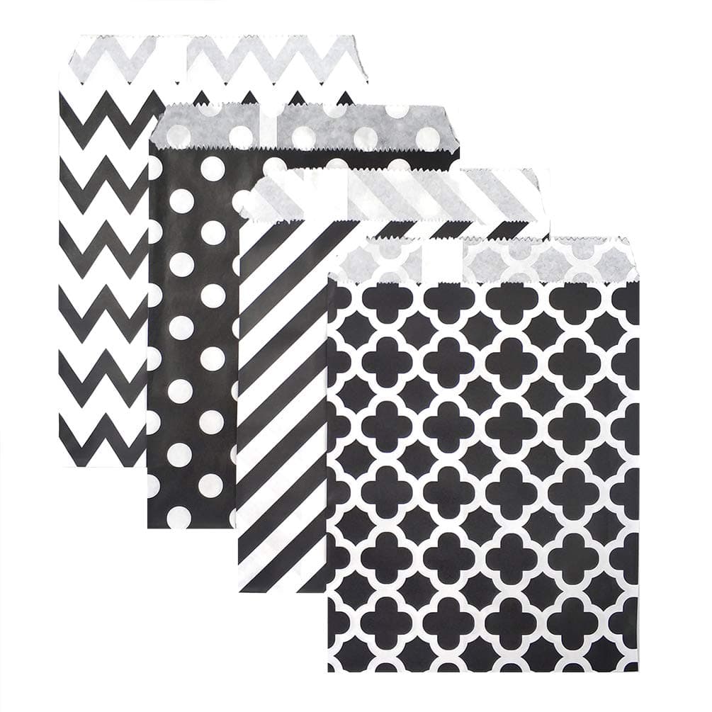 KEYYOOMY 100 Pcs Black Candy Buffet Bags - Small Polka Dot Paper Treat Bags for Wedding & Birthday Party (5 x 7 inch)