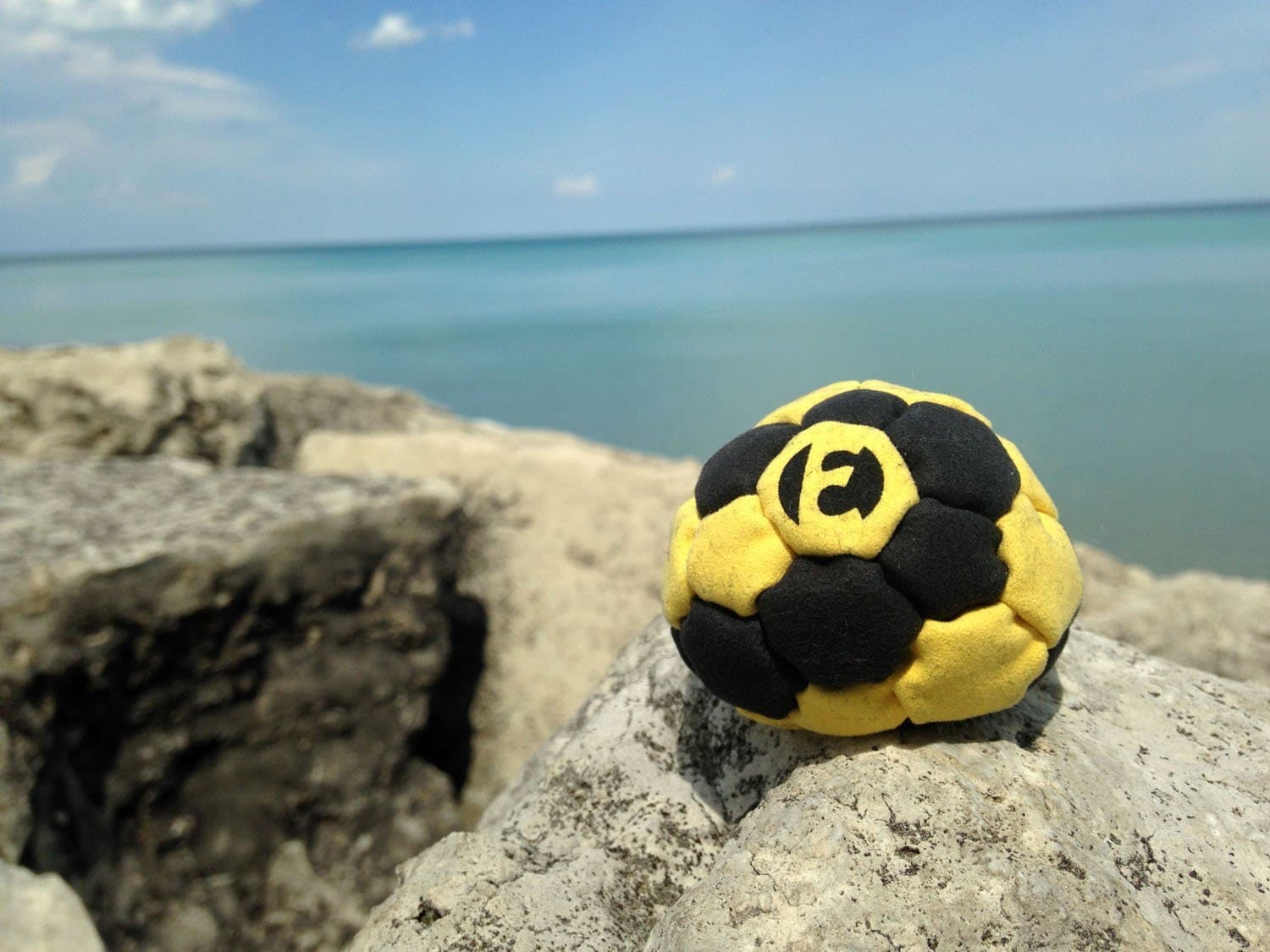 Bumblebag Footbag - 32 Panel Footbag