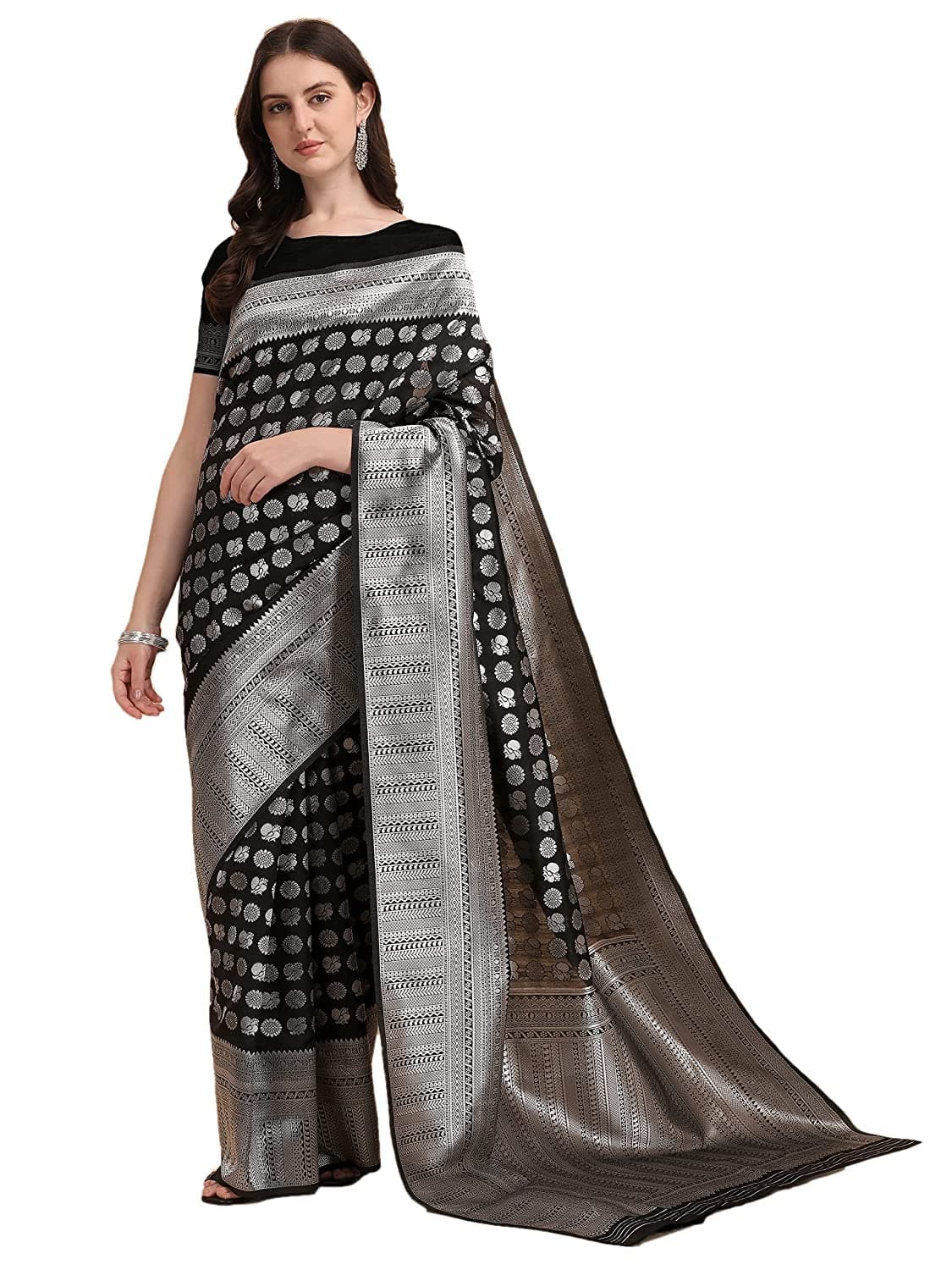 MT Madhav TextilesBanarasi Silk Saree