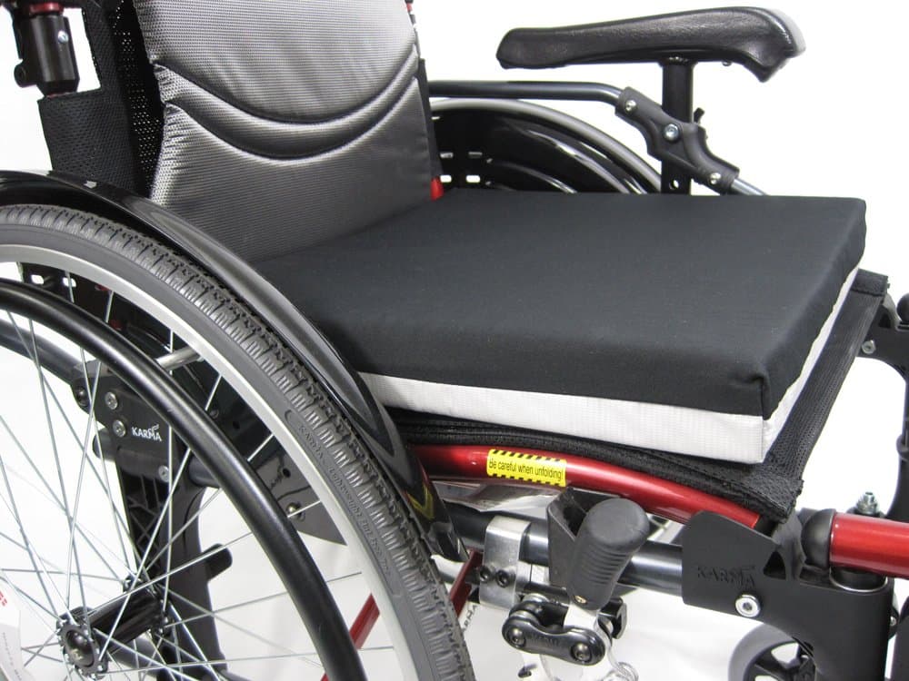 Karman Deluxe Wheelchair Cushion, Black, 16"x16"x2"